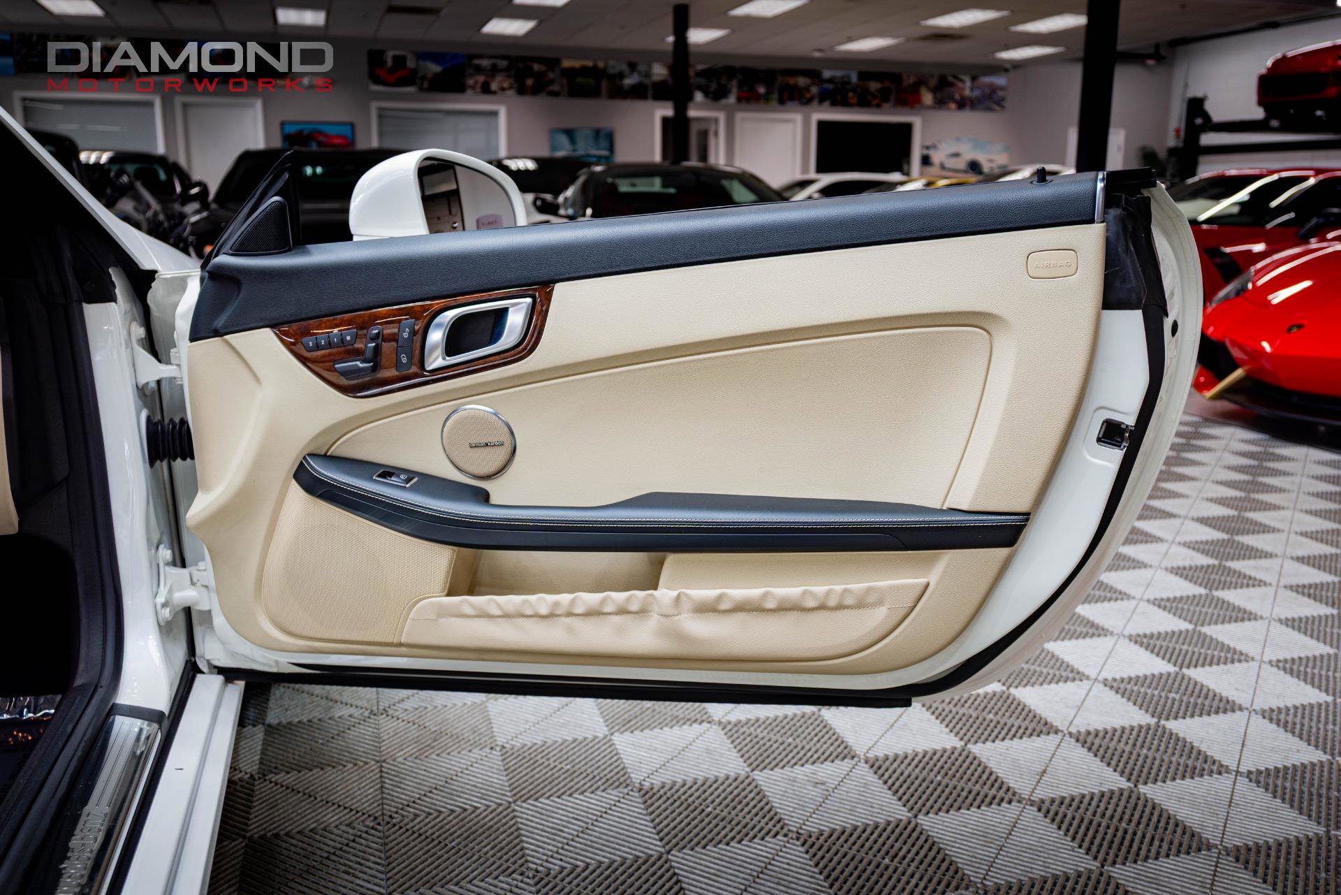 Used 2012 Mercedes-Benz SLK 350 image 98