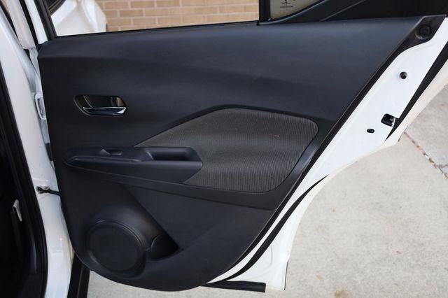 Used 2019 Nissan Kicks SV FWD image 19