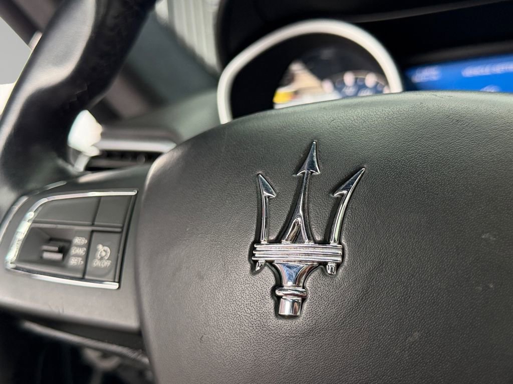 Used 2018 Maserati Ghibli RWD image 18
