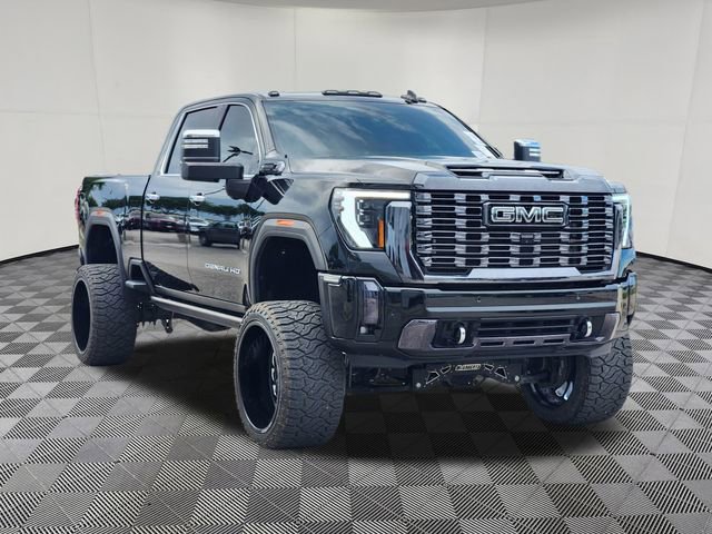 Used 2024 GMC Sierra 2500 Denali Ultimate AWD/4WD image 2
