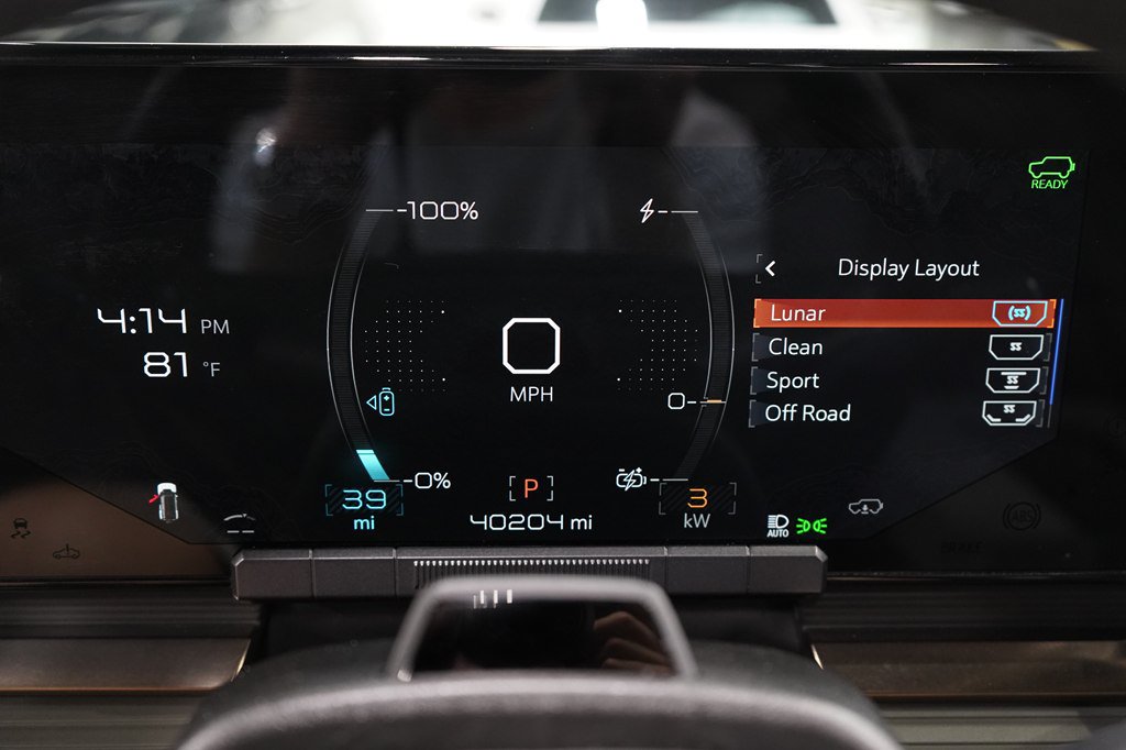Used 2024 GMC Hummer EV 3X AWD/4WD image 17