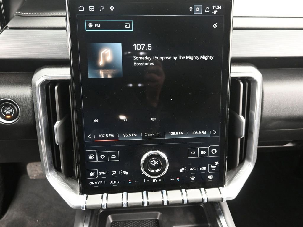 Used 2025 GMC Acadia Elevation image 16