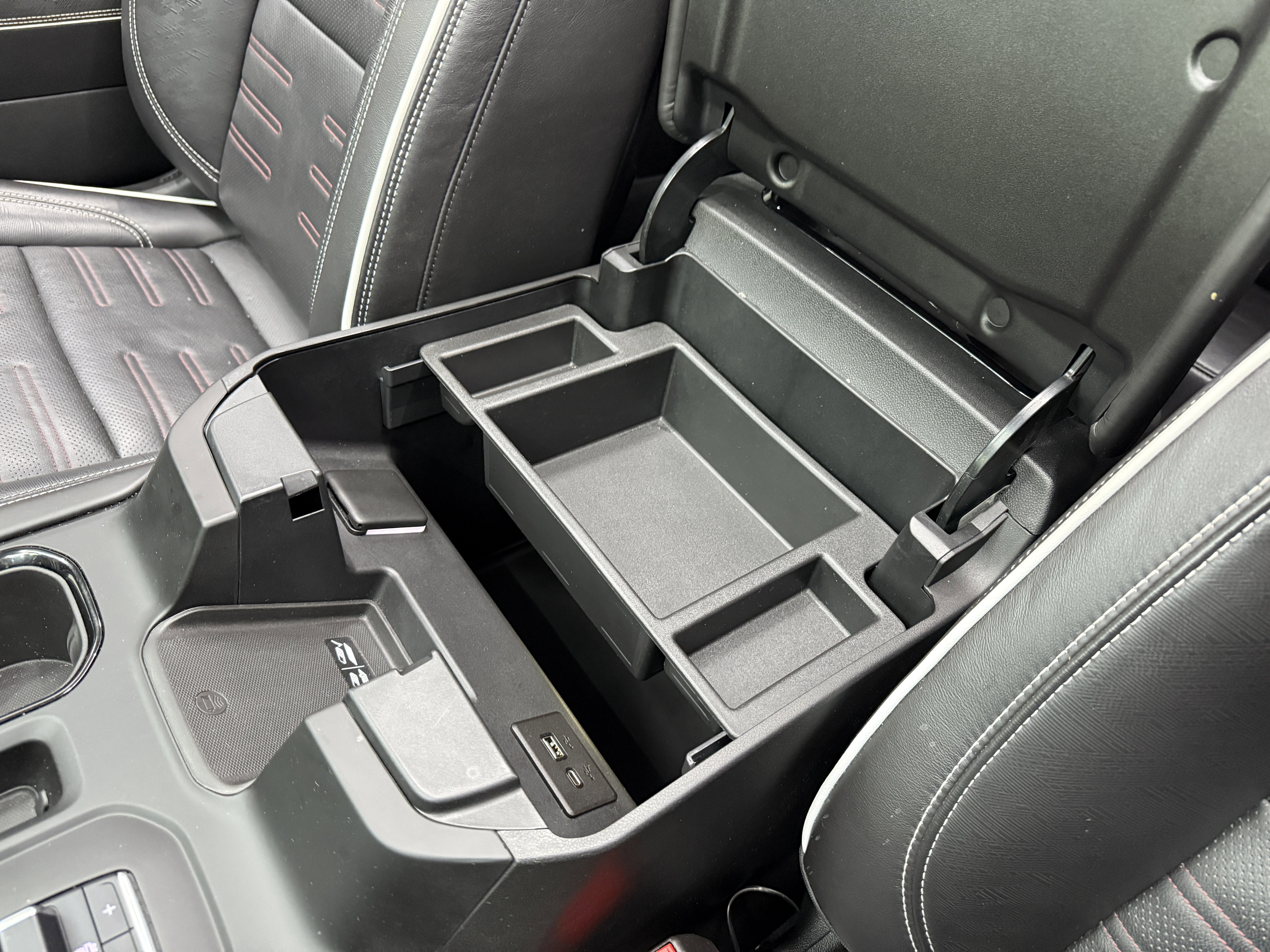 Used 2022 GMC Sierra 1500 AT4X image 25