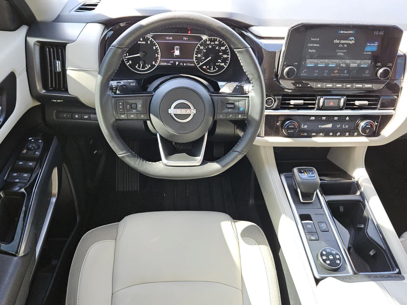 Used 2023 Nissan Pathfinder SL AWD/4WD image 5