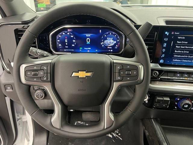 New 2026 Chevrolet Silverado 2500 LTZ w/ LTZ Premium Package AWD/4WD image 7