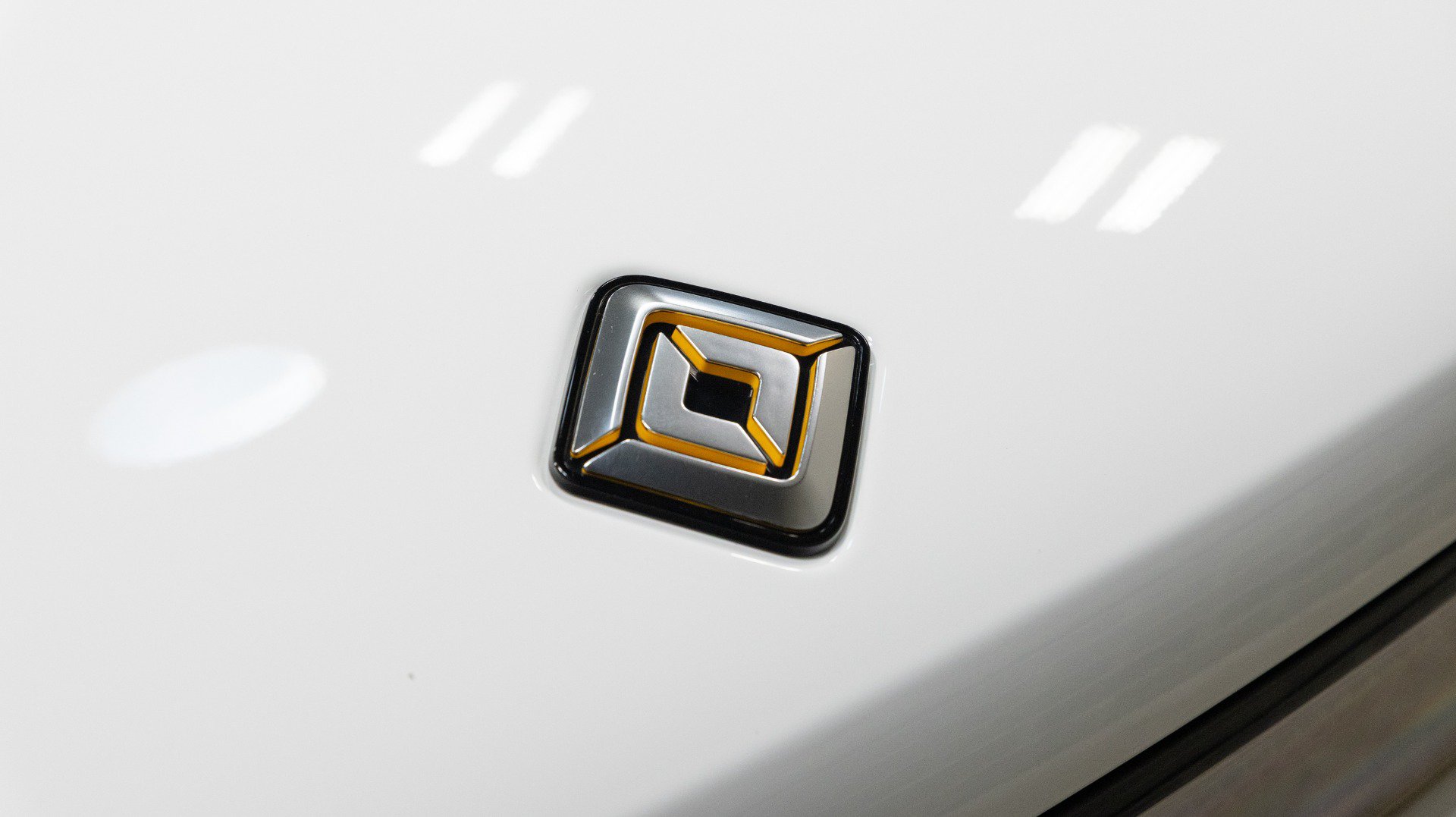 Used 2022 Rivian R1T Adventure AWD/4WD image 9