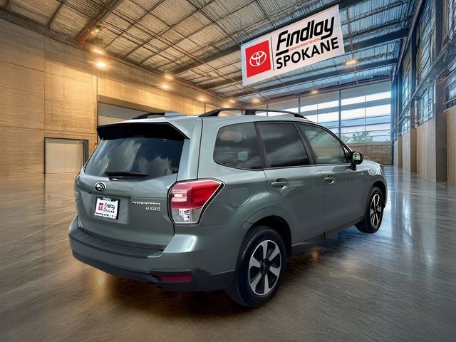 Used 2017 Subaru Forester 2.5i Premium w/ All-Weather Package AWD/4WD image 4