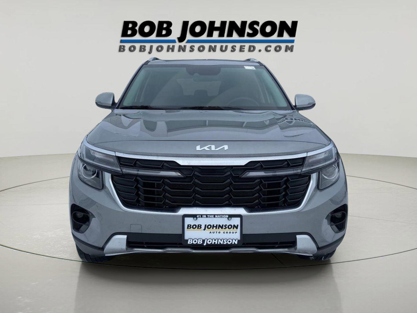 Used 2024 Kia Seltos EX image 2