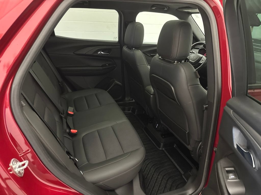 Used 2021 Chevrolet TrailBlazer RS w/ Sun and Liftgate Package FWD image 44