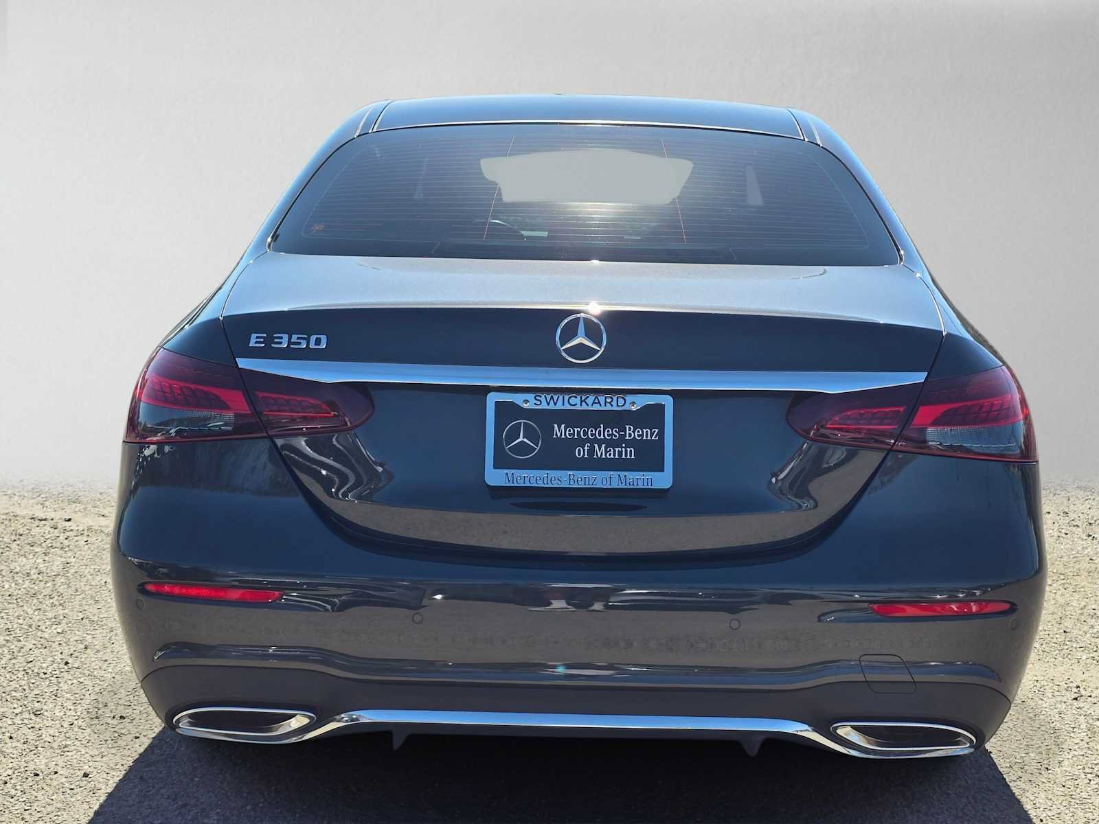 Used 2023 Mercedes-Benz E 350 Sedan image 4