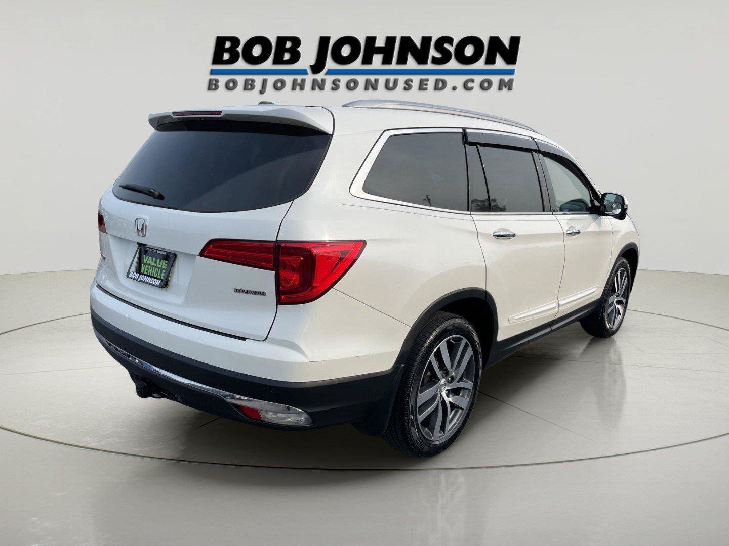 Used 2018 Honda Pilot Touring image 7