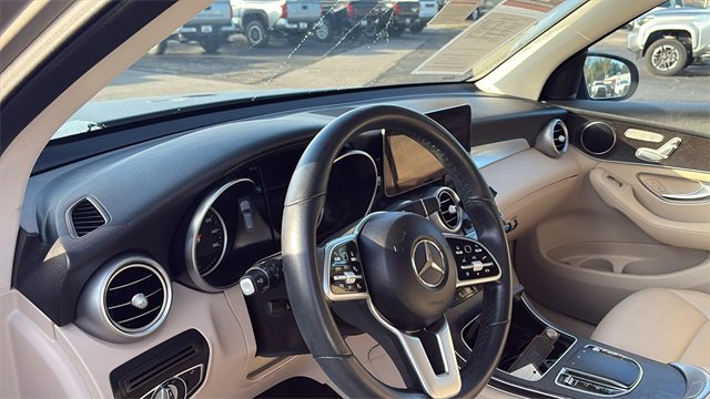 Used 2022 Mercedes-Benz GLC 300 image 10