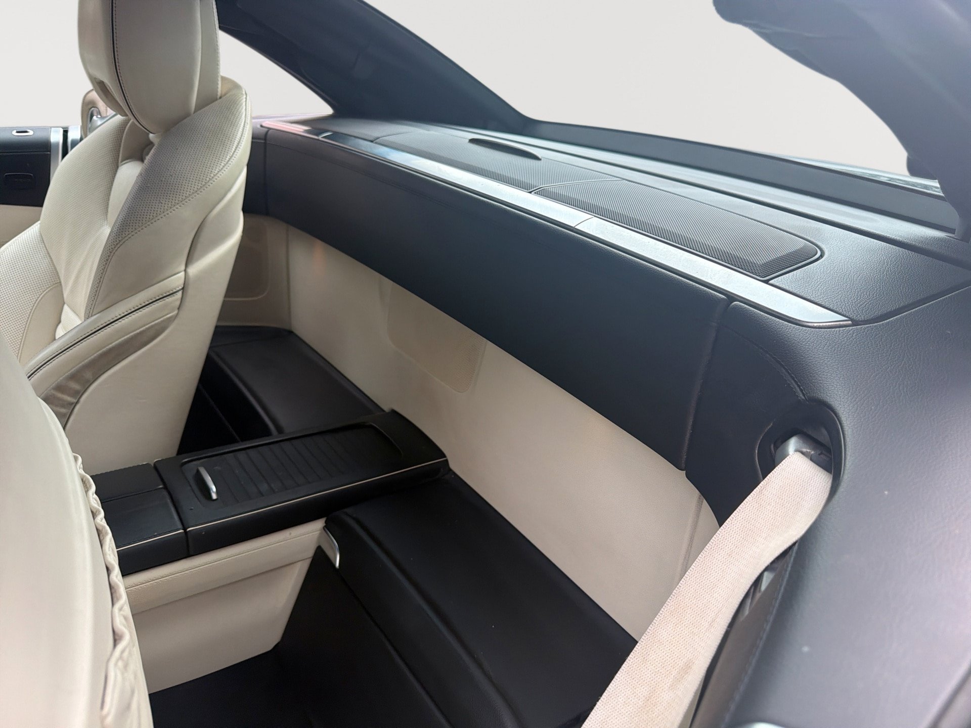 Used 2013 Mercedes-Benz SL 550 w/ Premium Pkg image 26