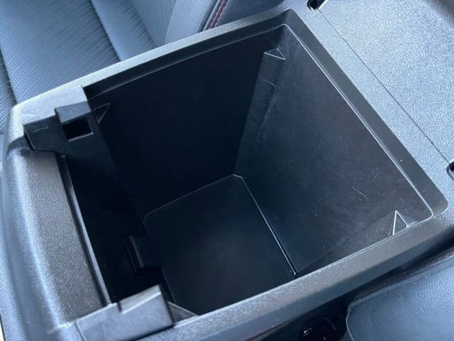 Used 2024 GMC Canyon AT4X image 21