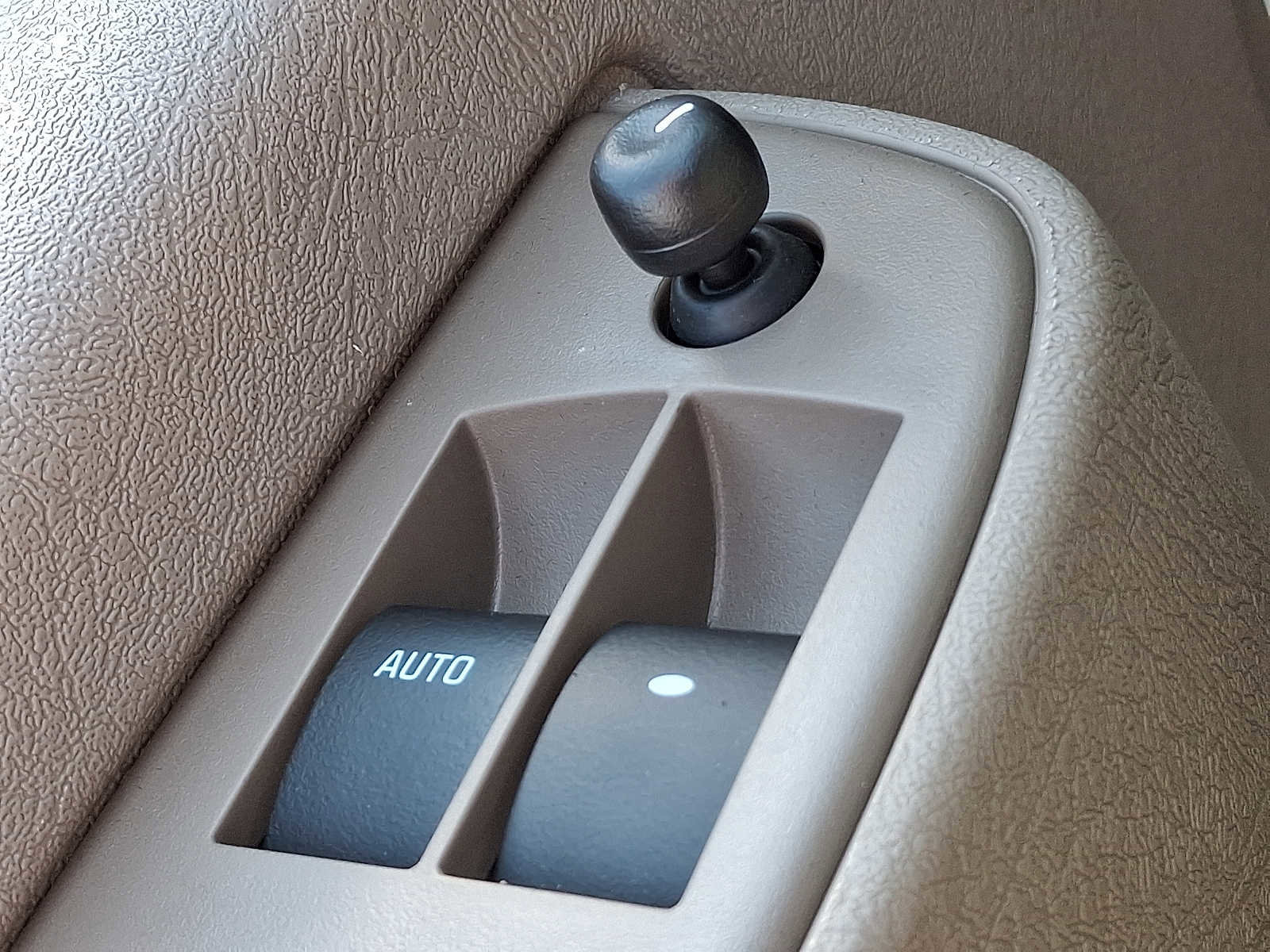 New 2025 GMC Savana 3500 w/ Driver Convenience Package image 19