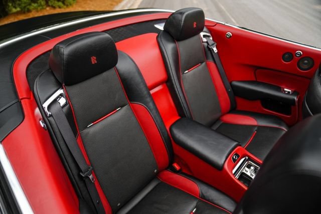 Used 2016 Rolls-Royce Dawn RWD image 45