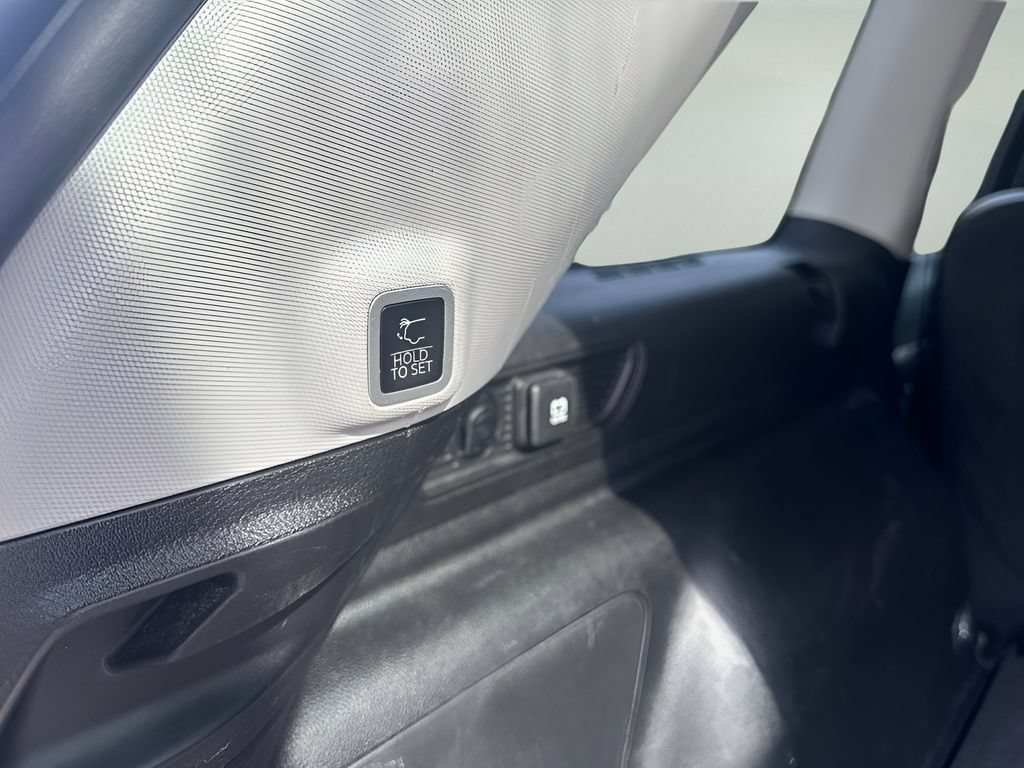 Used 2023 Jeep Grand Cherokee 4WD 4xe image 35