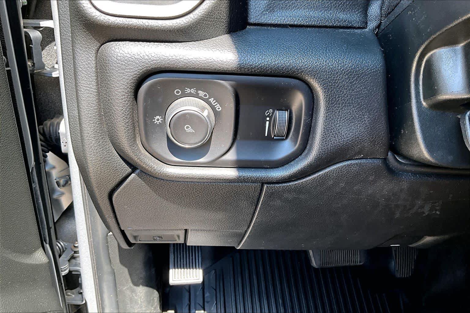Used 2022 RAM 2500 Tradesman AWD/4WD image 30