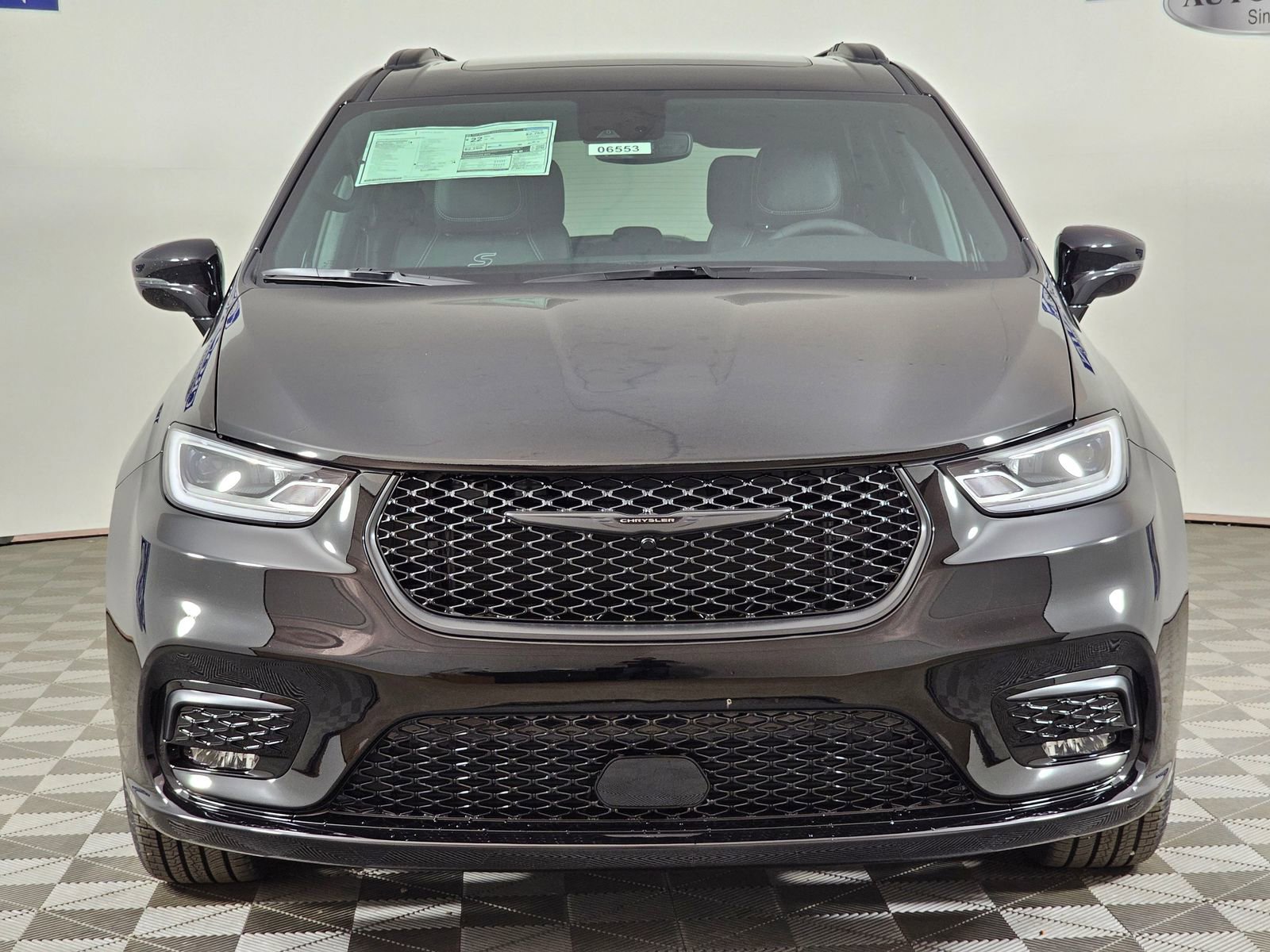 New 2026 Chrysler Pacifica Select image 9