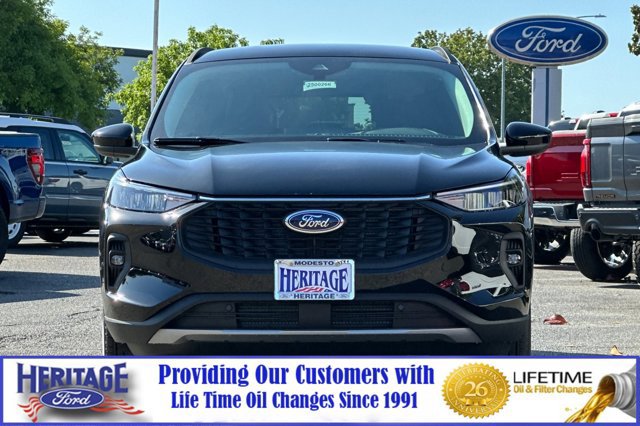 New 2025 Ford Escape SE w/ Class II Trailer Tow Package image 6