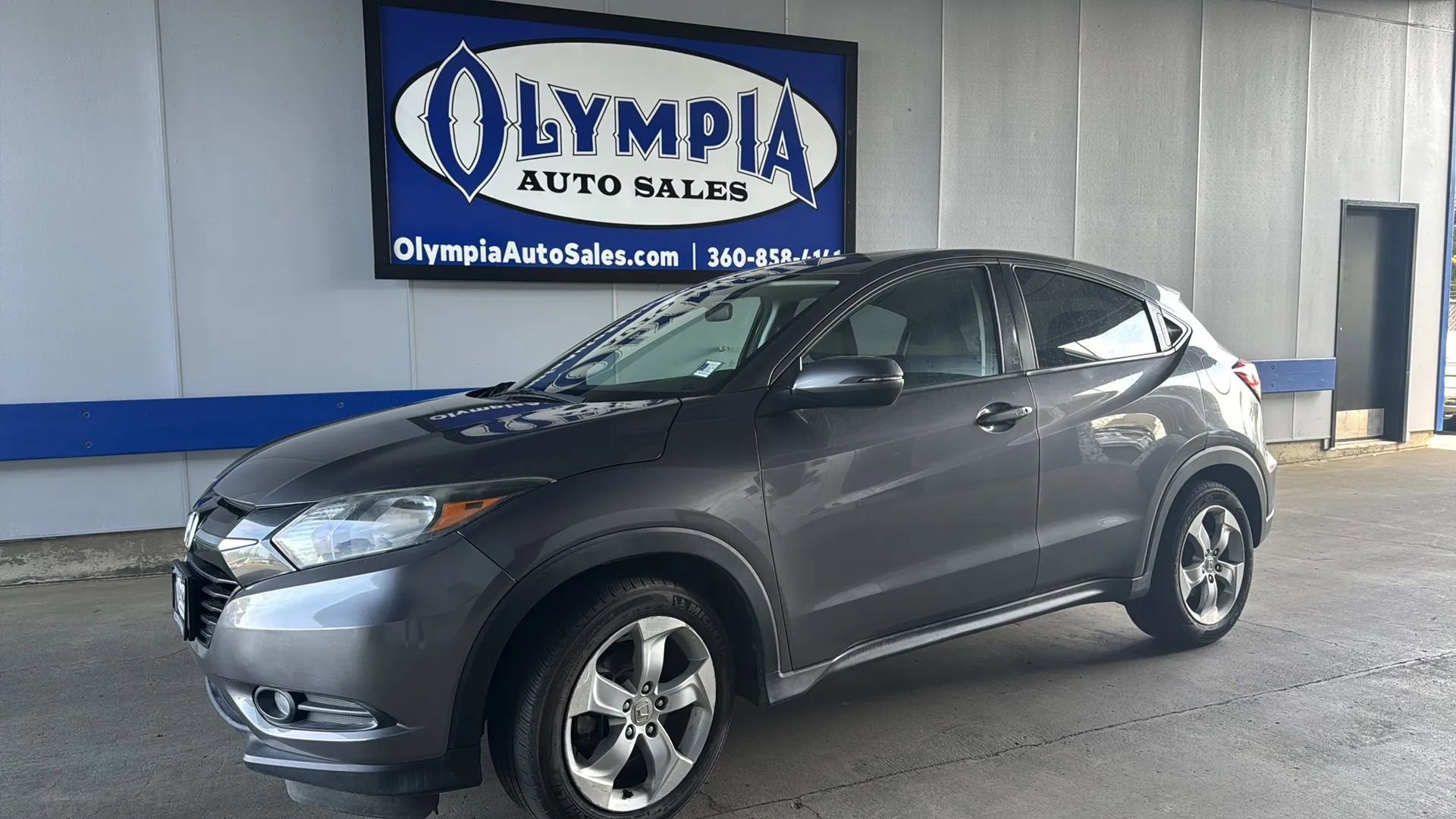 Used 2016 Honda HR-V EX image 2