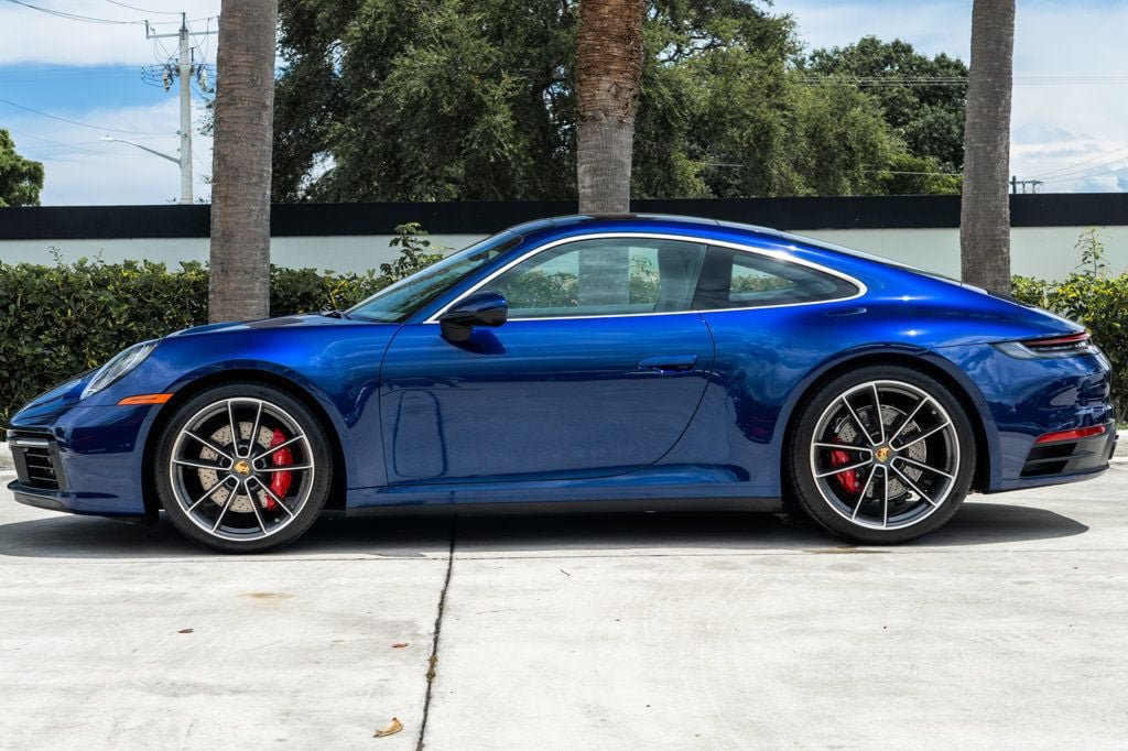 Used 2022 Porsche 911 Carrera S RWD image 2