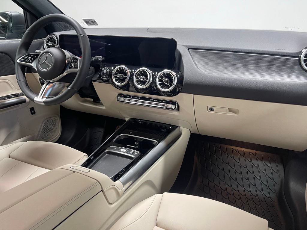 Used 2026 Mercedes-Benz GLA 250 4MATIC image 28