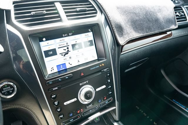 Used 2019 Ford Explorer Platinum AWD/4WD image 21