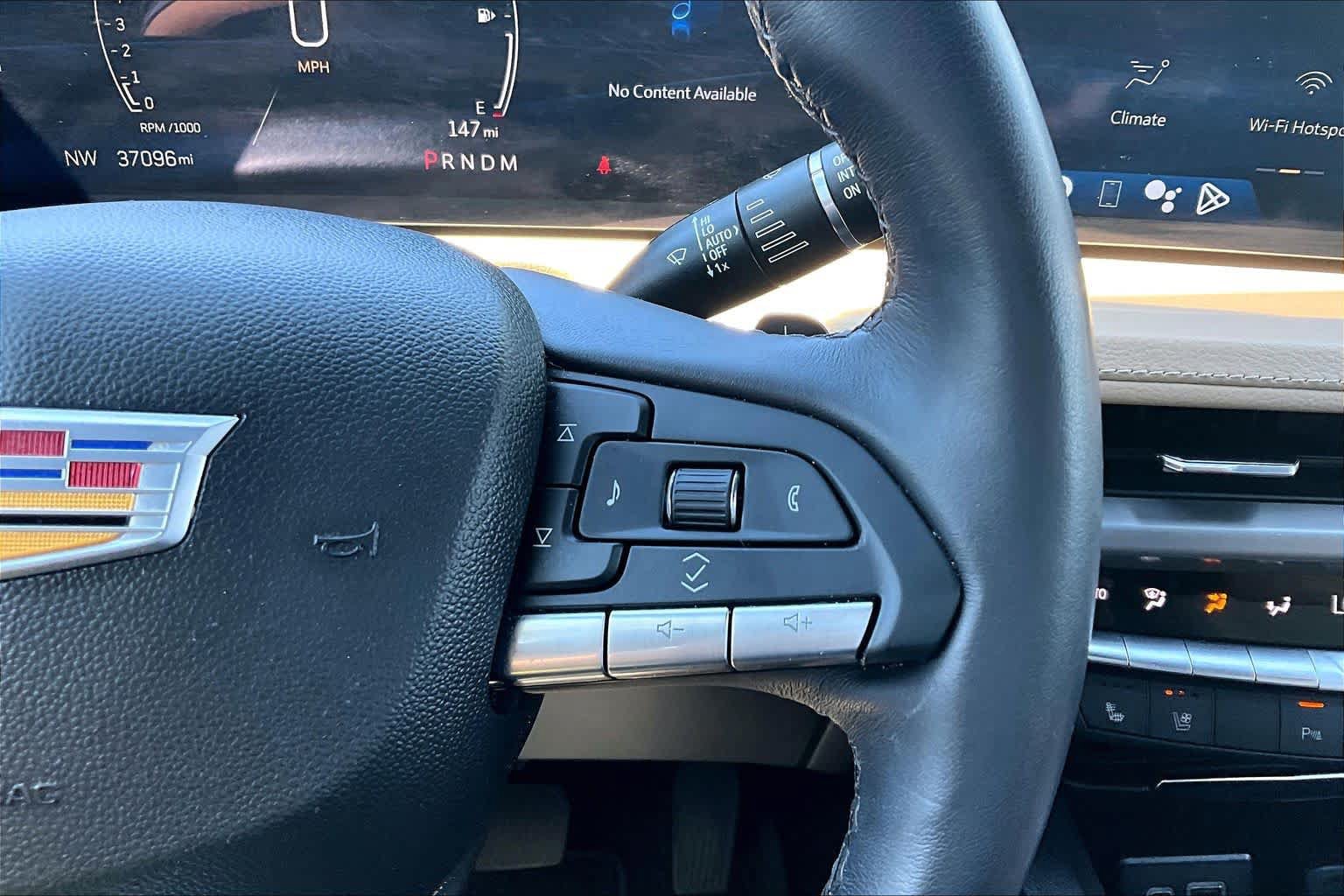 Used 2024 Cadillac XT4 Premium Luxury FWD image 23