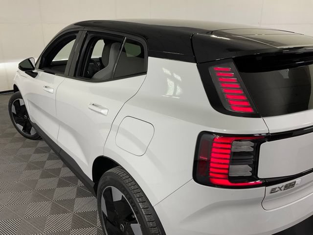 New 2026 Volvo EX30 Plus w/ Protection Package Premier AWD/4WD image 36