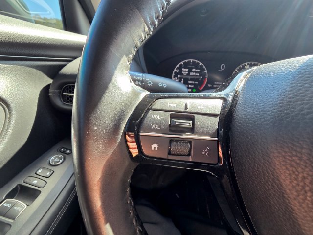 Used 2024 Honda HR-V EX-L image 17
