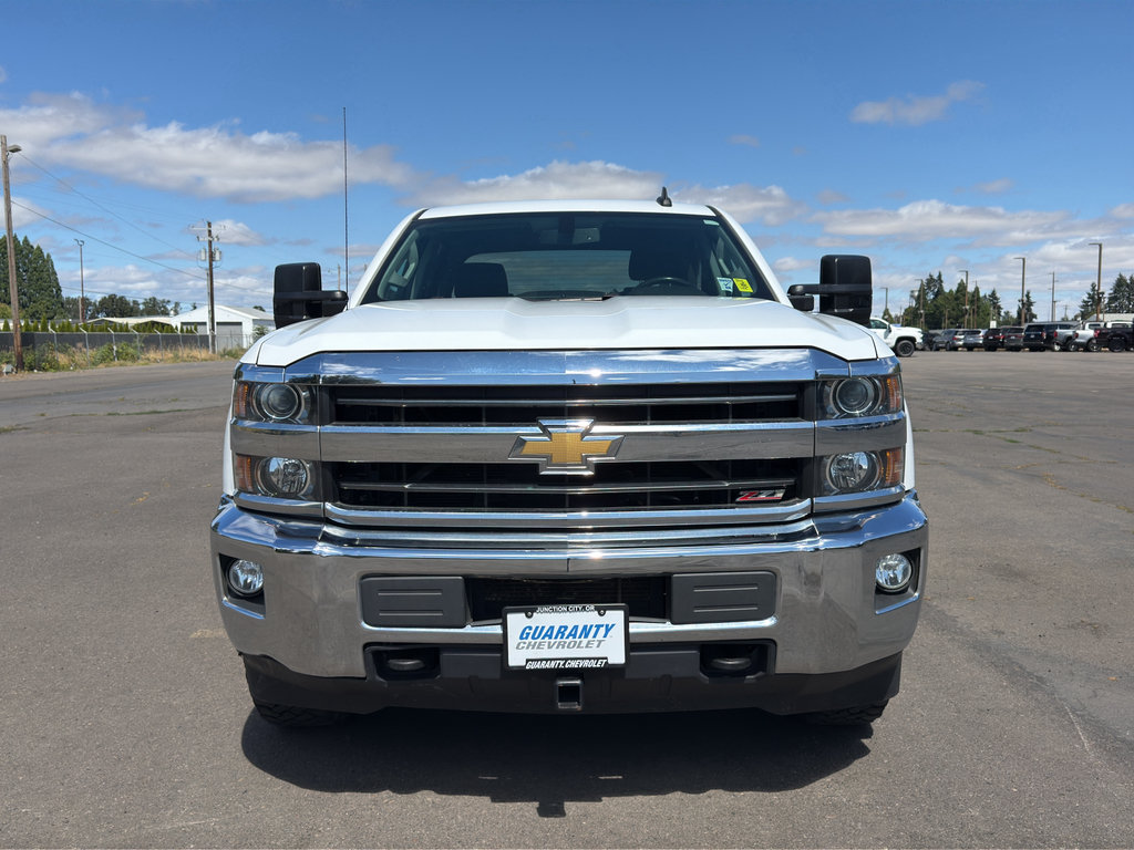 Used 2018 Chevrolet Silverado 3500 LT w/ LT Convenience Package AWD/4WD image 2