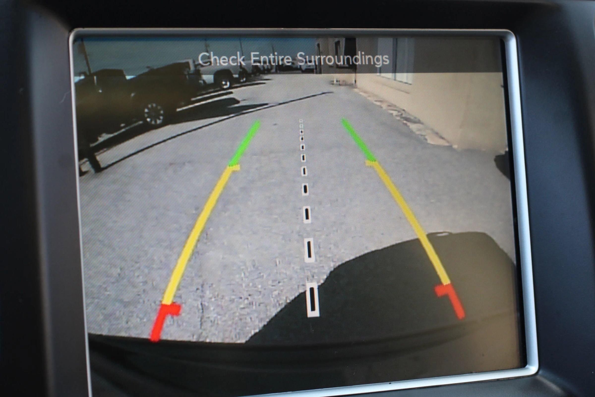 Used 2015 Jeep Grand Cherokee SRT w/ Luxury Group II AWD/4WD image 19