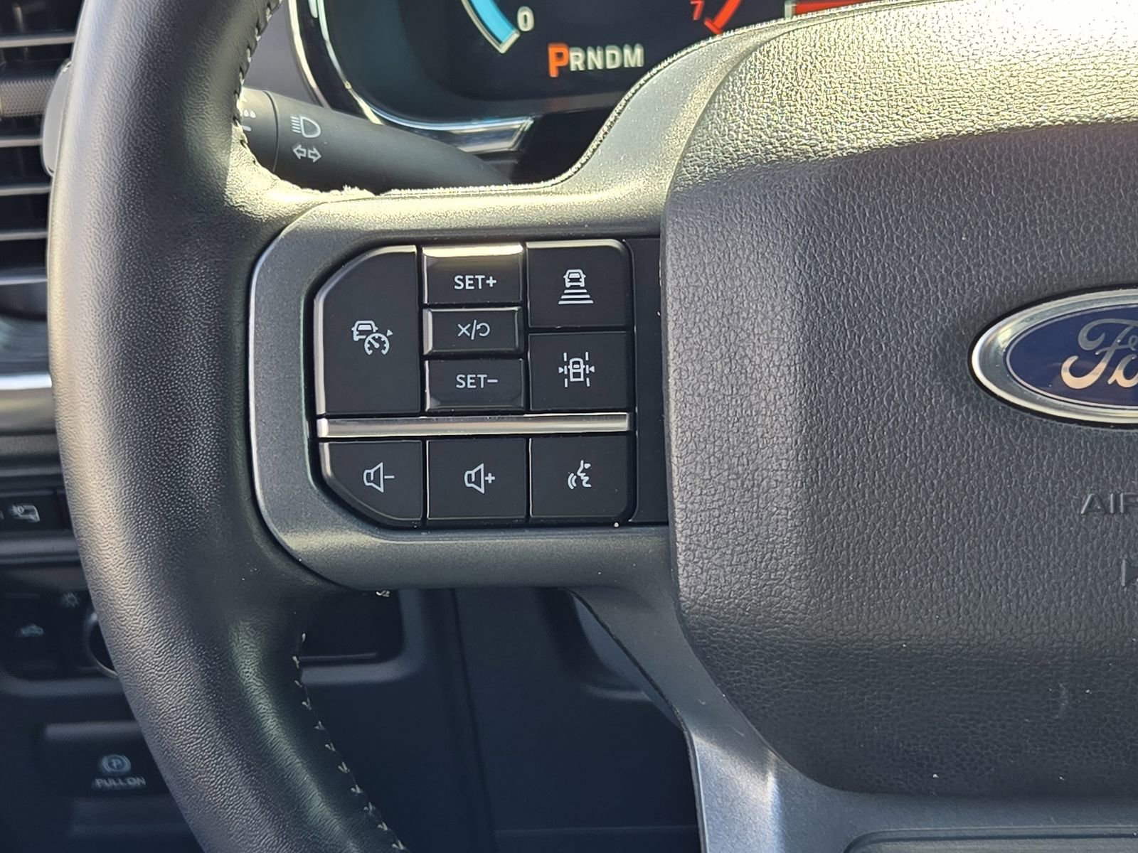 Used 2023 Ford F150 Lariat w/ Equipment Group 502A High image 27