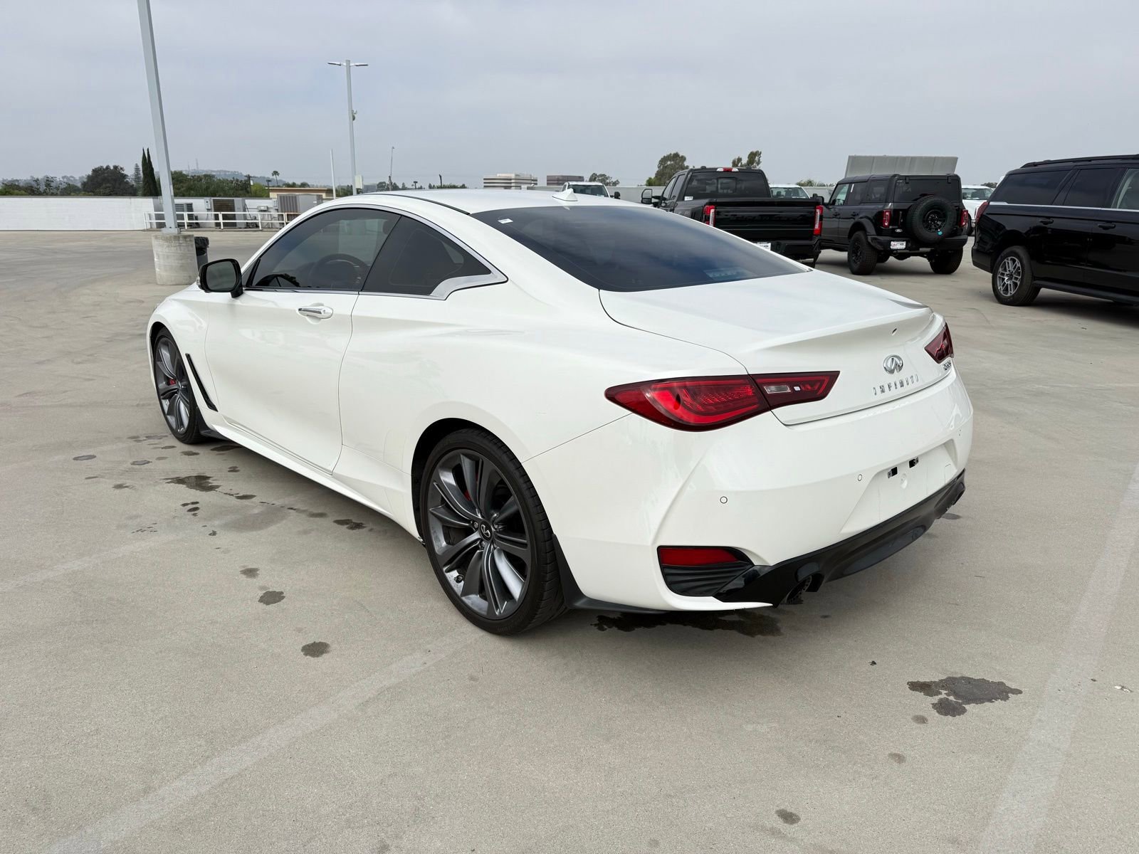 Used 2022 INFINITI Q60 Red Sport 400 w/ Cargo Package image 2