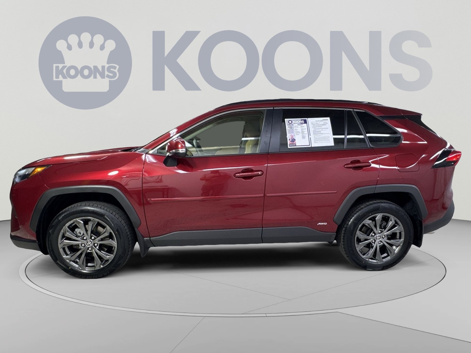 Used 2022 Toyota RAV4 XLE Premium AWD/4WD image 17