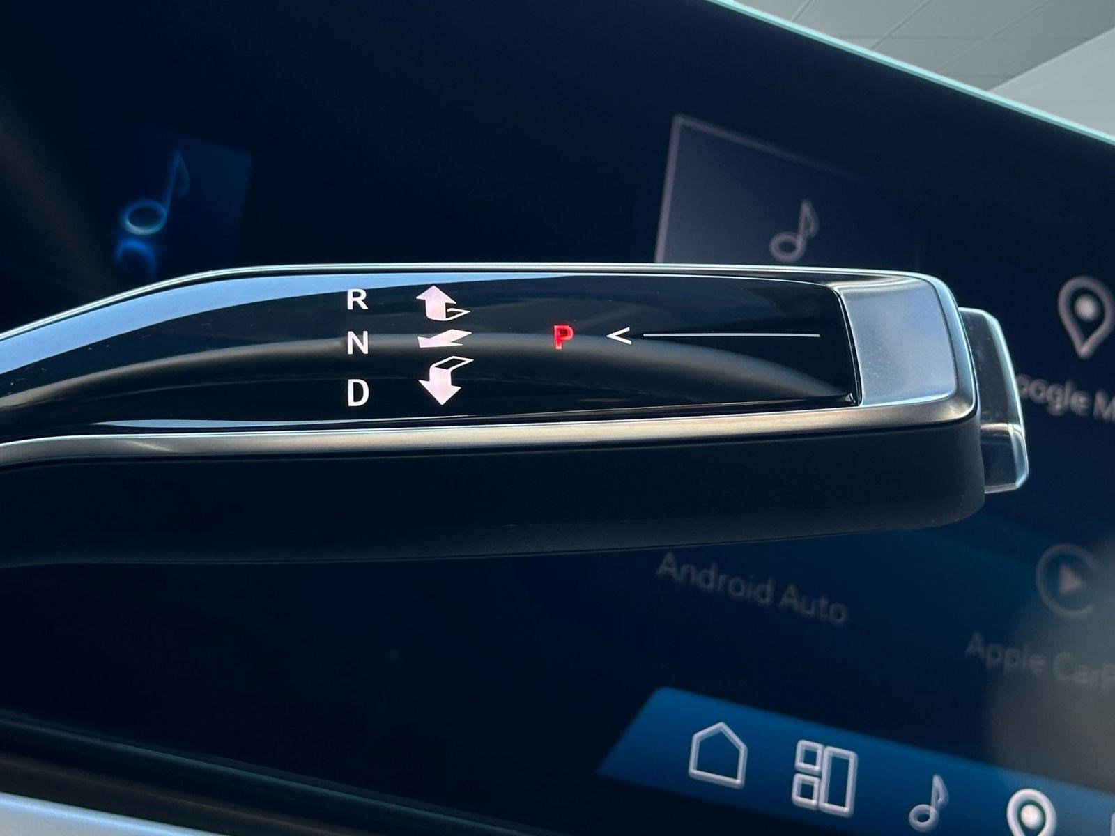 Certified 2024 Cadillac Lyriq Luxury image 16