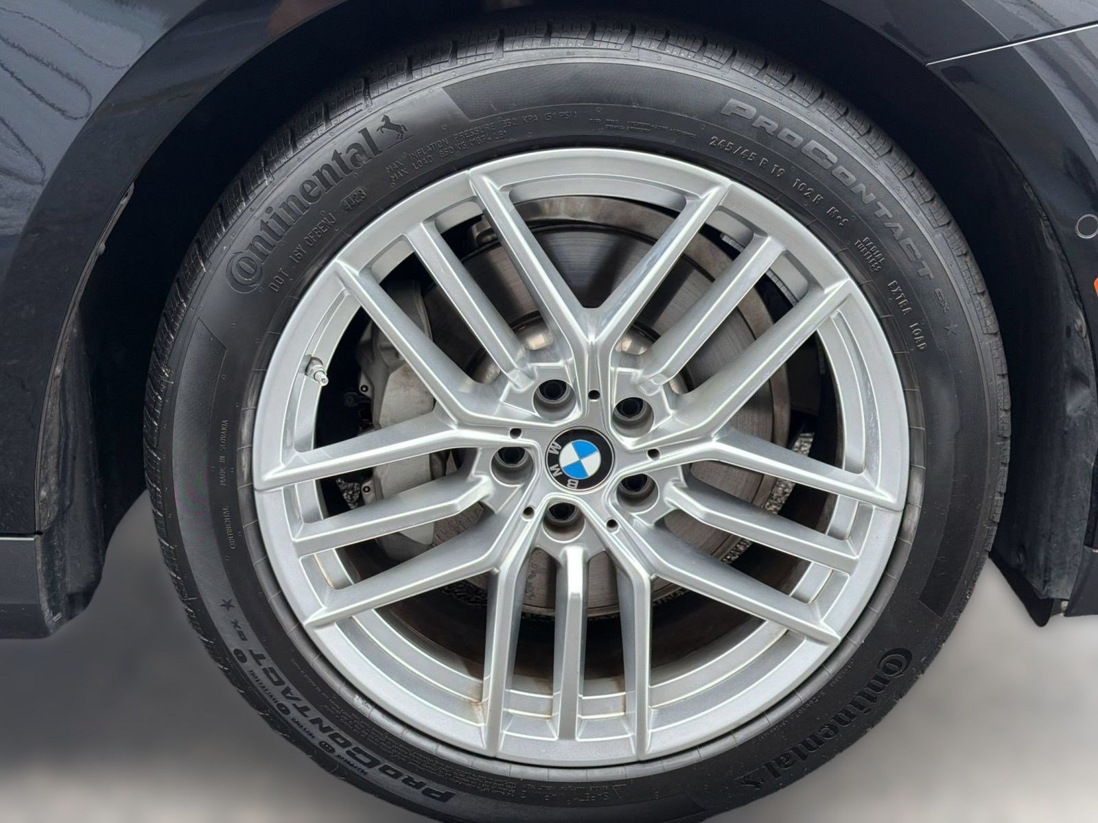Used 2024 BMW 530i w/ Premium Package RWD image 12