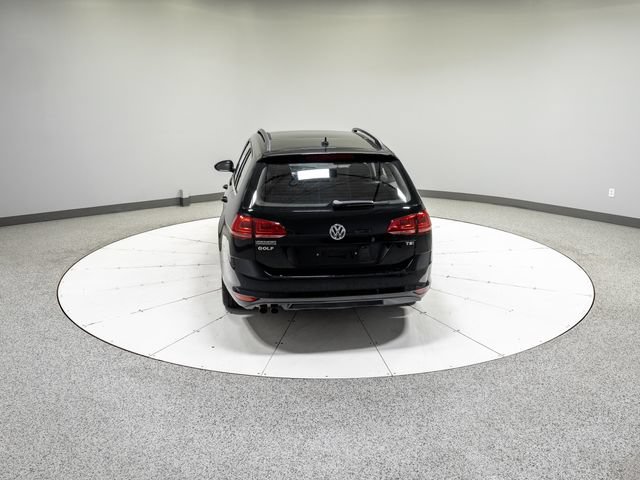 Used 2016 Volkswagen Golf S FWD image 29