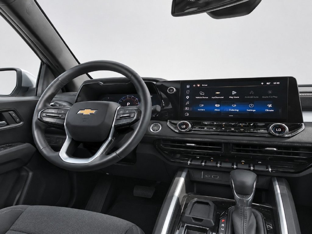 Used 2025 Chevrolet Colorado LT w/ Advanced Trailering Package RWD image 30