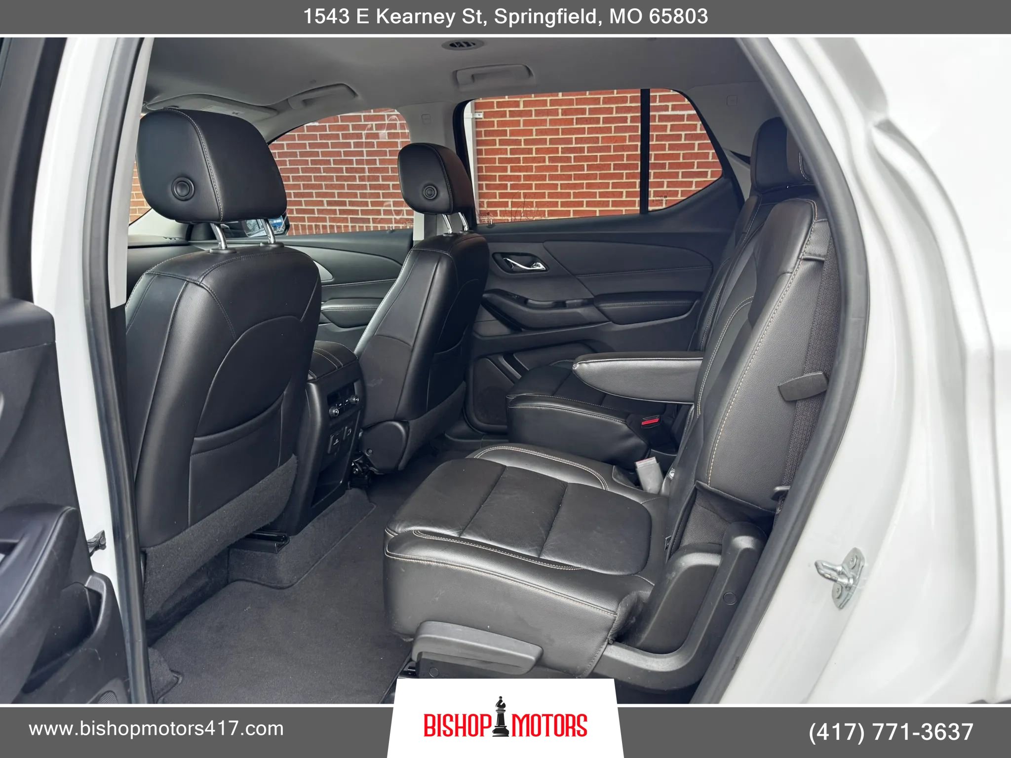 Used 2020 Chevrolet Traverse RS image 11