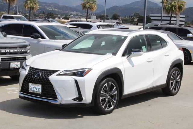 Certified 2023 Lexus UX 250h FWD image 3