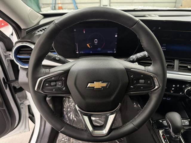 Certified 2025 Chevrolet Trax LT w/ LT Convenience Package image 28