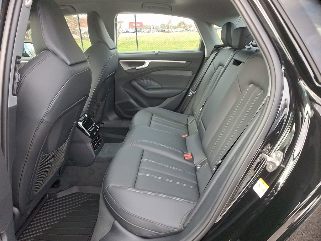 New 2026 Audi A6 Premium Plus image 5