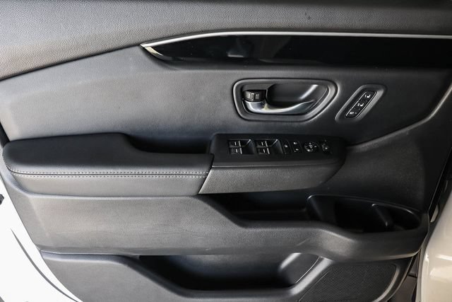 Used 2025 Honda Pilot EX-L image 23