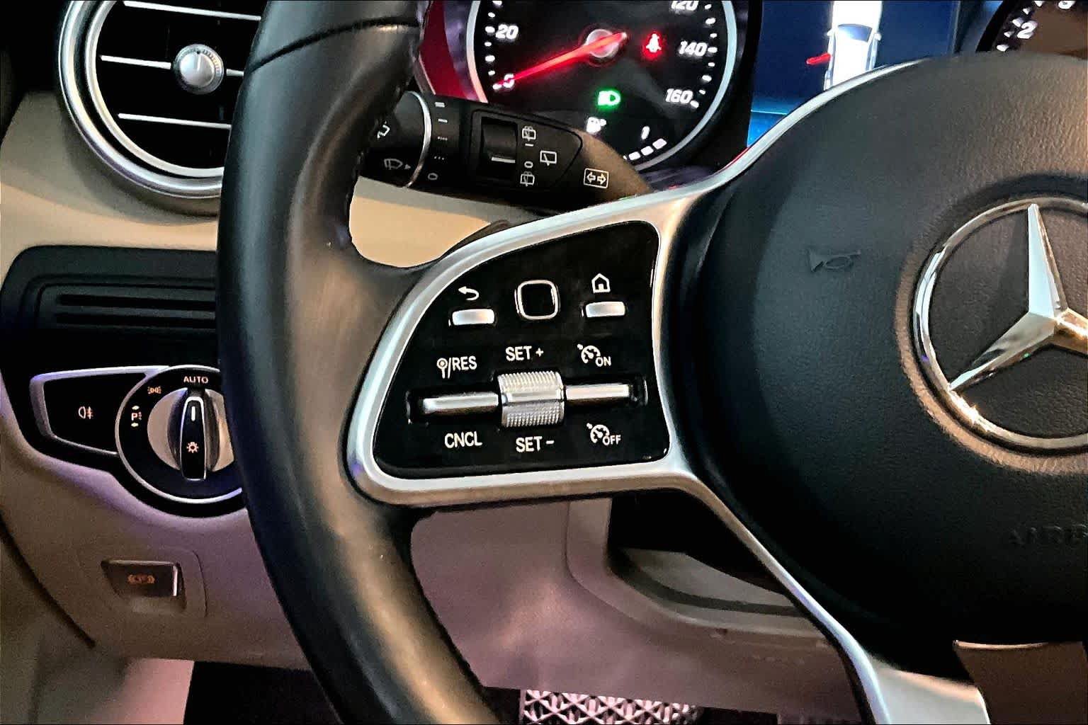 Certified 2021 Mercedes-Benz GLC 300 4MATIC image 24
