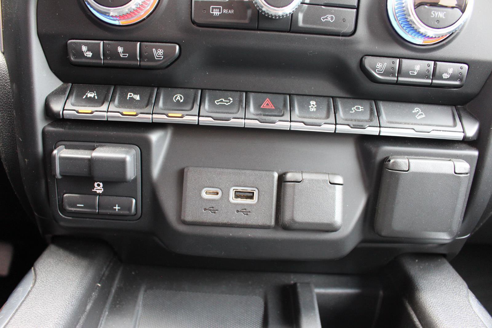 Used 2019 GMC Sierra 1500 SLT w/ SLT Premium Plus Package image 25