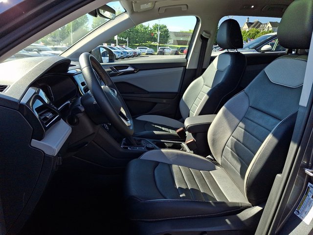 Certified 2023 Volkswagen Taos SEL AWD/4WD image 17