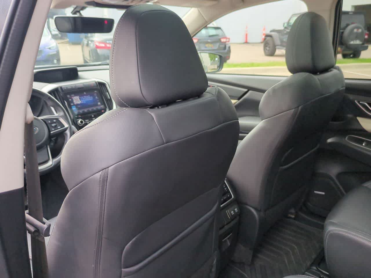 Used 2019 Subaru Ascent Limited AWD/4WD image 17