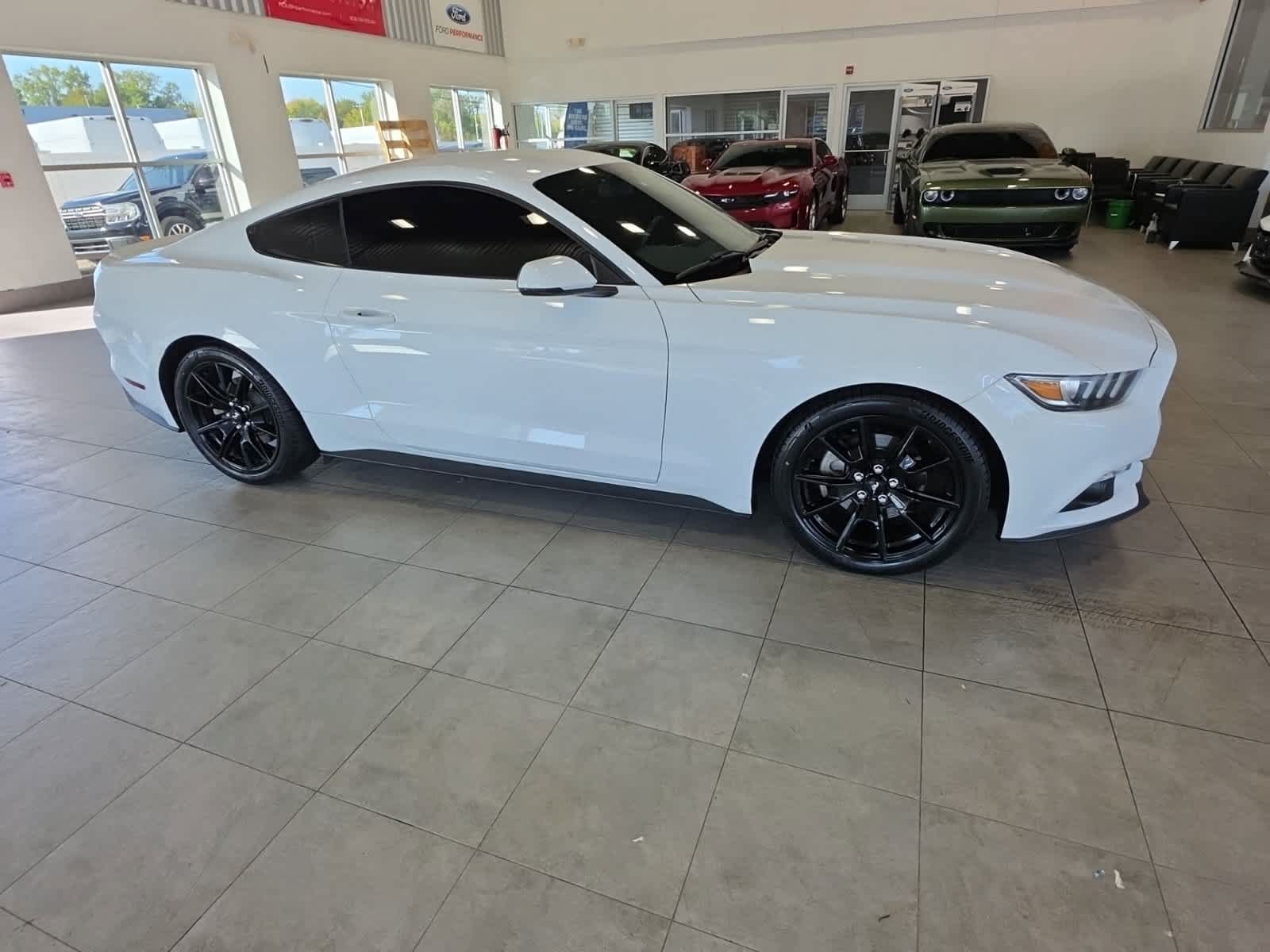 Used 2015 Ford Mustang Premium RWD image 4